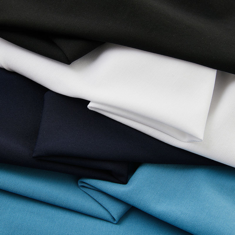 Protección UV sin costuras Sublimado de algodón de color sólido uniforme de golf camiseta de polo para hombres