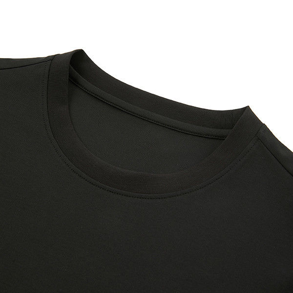 Camiseta corta de hombre con algodón personalizada en blanco negro estilo básico sin detección de agujas
