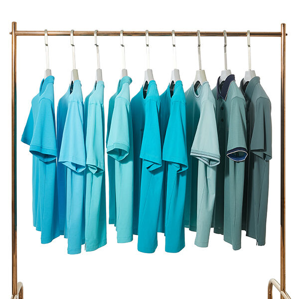 Etiqueta de logotipo personalizado Casual Cómodo Ropa de algodón sencilla Hombres Frío Sentimiento Anti-pillaje Negro Blanco Azul Cyan camiseta