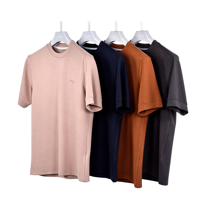 Diseño de etiqueta con logotipo personalizado al por mayor Camisetas lisas de secado rápido, transpirables y antiarrugas de alta calidad con cuello alto para hombre en blanco