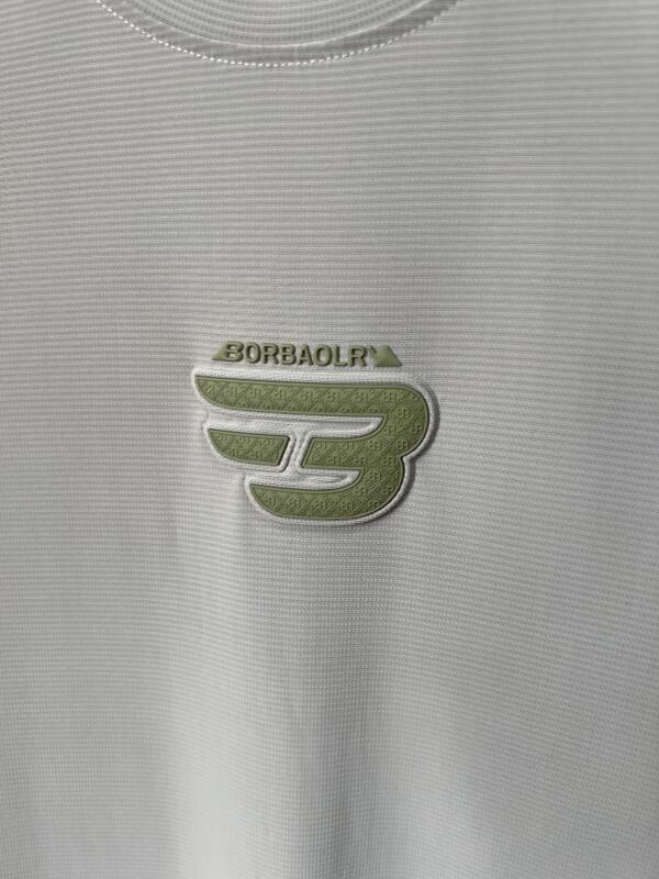 Personaliza el juego deportivo verde de oliva masculino - camiseta de manga corta y pantalones, camiseta de tela transpirable para hombres