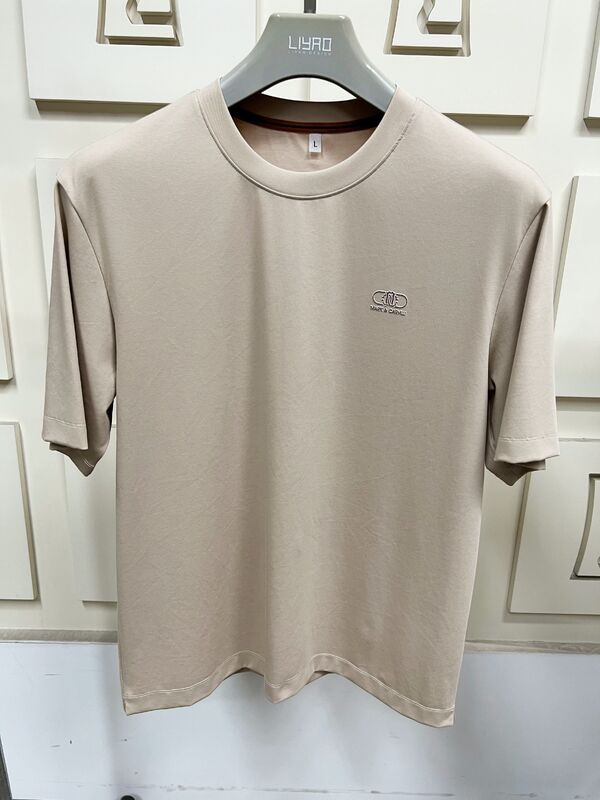 Impresión minimalista de camisetas de manga corta para hombres, de color sólido